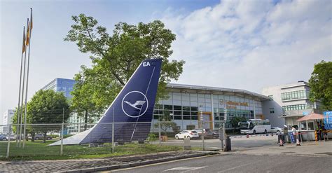 lufthansa technik shenzhen.